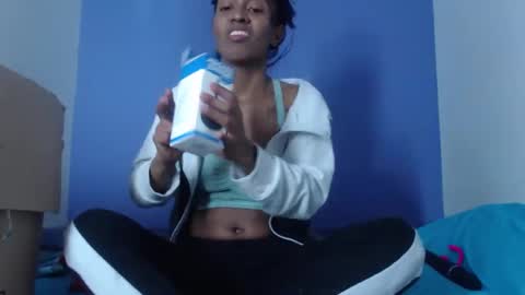 avalericherrycm101 online show from 17, 9, 2025