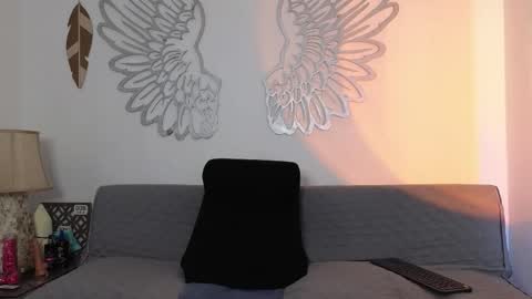 Ava online show from 25, 3, 2026