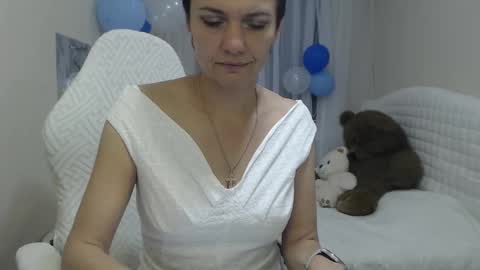 Snapshot of avasaturnian chatting on 26, 9, 2025 avasaturnian online show from 26, 9, 2025