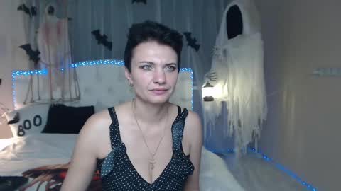 Snapshot of avasaturnian chatting on 23, 10, 2025 avasaturnian online show from 23, 10, 2025