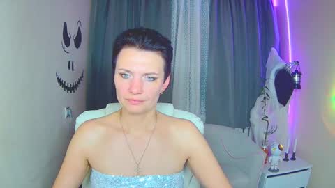 Snapshot of avasaturnian chatting on 29, 10, 2025 avasaturnian online show from 29, 10, 2025