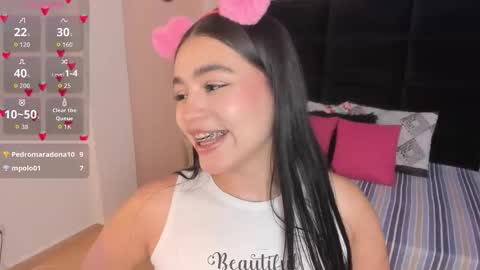 Snapshot of avascott_ chatting on 25, 10, 2025 Ava online show from 25, 10, 2025