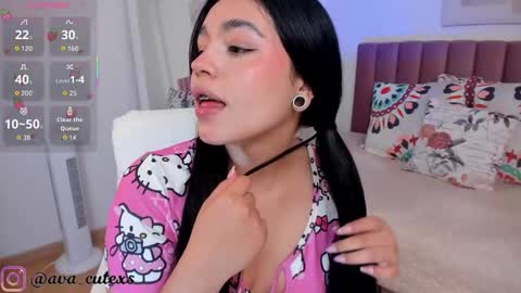 Snapshot of avascott_ chatting on 29, 11, 2025 Ava online show from 29, 11, 2025