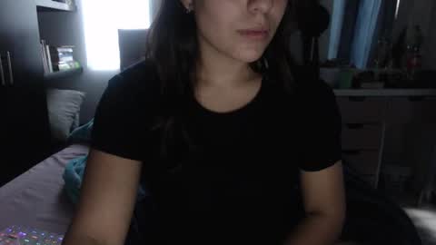 ave_negra_ online show from 26, 2, 2025