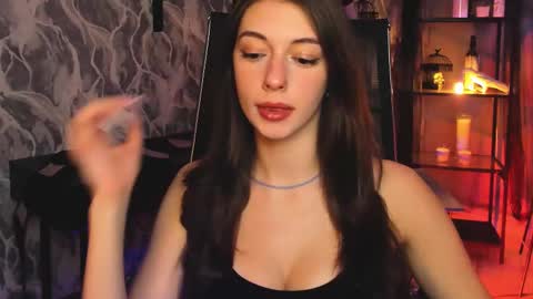 Avie online show from 28, 10, 2025