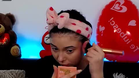 Snapshot of averywillow chatting on 26, 2, 2025 AveryWillow online show from 26, 2, 2025