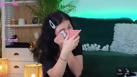 AveryWillow online show from 11, 11, 2025