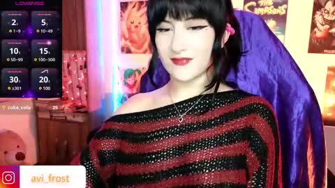 Snapshot of avi_frost chatting on 1, 3, 2025 Saraaaa independent model 3 online show from 1, 3, 2025