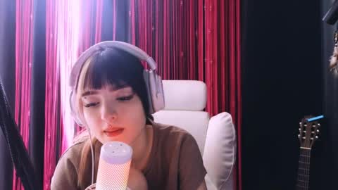 Avriel online show from 20, 5, 2026