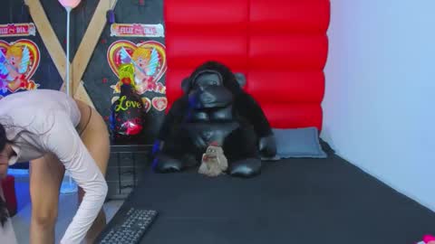 Snapshot of avi_thomsonn chatting on 24, 2, 2026 avi_thomsonn online show from 24, 2, 2026