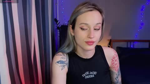 Snapshot of aviva_faith chatting on 12, 10, 2025 Aviva online show from 12, 10, 2025