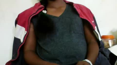 Snapshot of avontsoaldy chatting on 24, 9, 2025 avontsoaldy online show from 24, 9, 2025