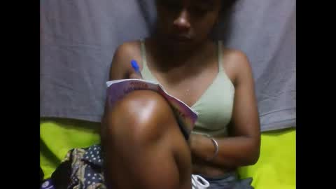 Snapshot of avontsoaldy chatting on 29, 10, 2025 avontsoaldy online show from 29, 10, 2025