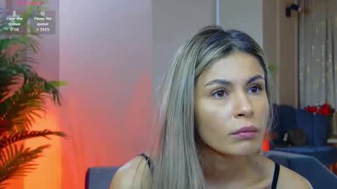 AVRILL CYRUX online show from 17, 12, 2025