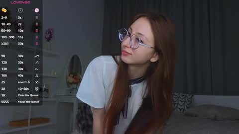 Avril online show from 25, 9, 2025