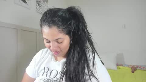 avrilrizox online show from 12, 1, 2025