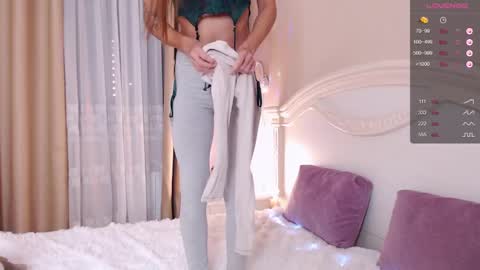 Avrora Inst online show from 28, 12, 2024