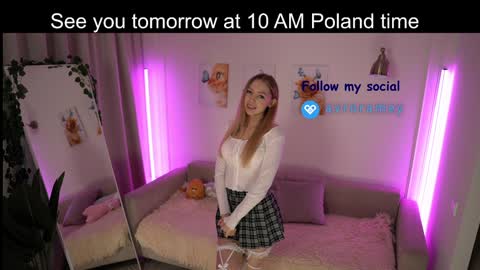 Snapshot of avroramy chatting on 18, 12, 2024 Avrora online show from 18, 12, 2024