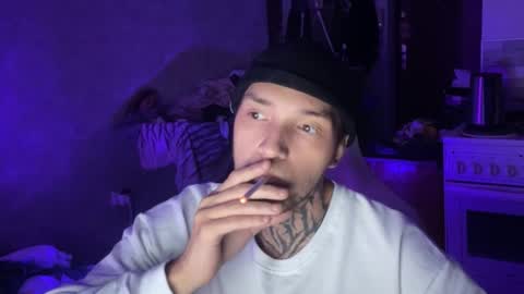 Snapshot of avrydayimsad chatting on 29, 9, 2025 JustBoy online show from 29, 9, 2025