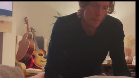 Snapshot of aw103 chatting on 29, 5, 2026 Aiden W online show from 29, 5, 2026
