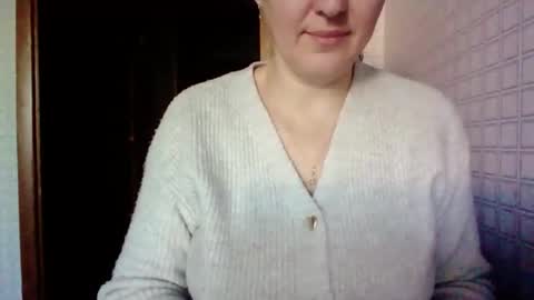 Snapshot of awesomeladyy chatting on 14, 1, 2026 awesomeladyy online show from 14, 1, 2026