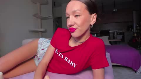 Snapshot of awgustina_sweetheart22 chatting on 18, 12, 2025 Awgustina online show from 18, 12, 2025