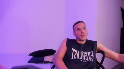 axel__fierro online show from 16, 4, 2026