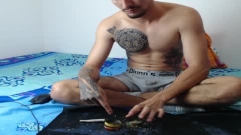 Axel online show from 17, 12, 2024