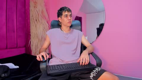 Snapshot of axel_cifer chatting on 27, 2, 2025 Axel cifer online show from 27, 2, 2025