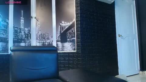 Snapshot of axel_fox21 chatting on 19, 10, 2025 A X E L online show from 19, 10, 2025