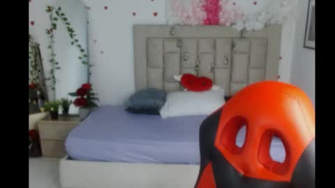 Axel online show from 5, 6, 2026