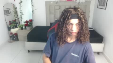 Axel online show from 9, 6, 2026