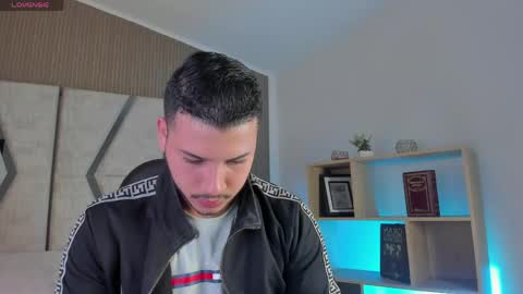 axel_grey_ online show from 30, 4, 2026