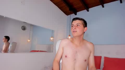 axel_hott__ online show from 10, 9, 2025