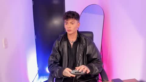 Axel online show from 23, 12, 2025