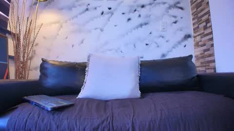 Snapshot of axel_moon_s chatting on 17, 9, 2025 Axel Moon online show from 17, 9, 2025