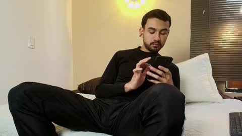 Snapshot of axel_moon_s chatting on 21, 10, 2025 Axel Moon online show from 21, 10, 2025