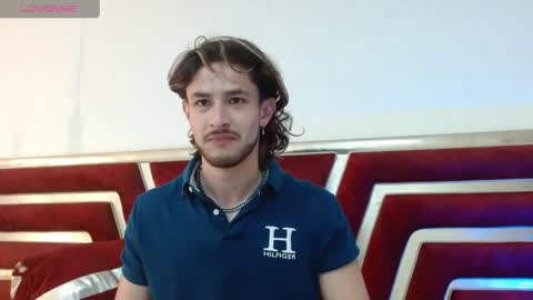 Axel  online show from 21, 4, 2026