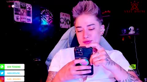 Snapshot of axel_rouse1 chatting on 27, 9, 2025 Axel Rouse online show from 27, 9, 2025