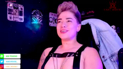 Snapshot of axel_rouse1 chatting on 3, 10, 2025 Axel Rouse online show from 3, 10, 2025