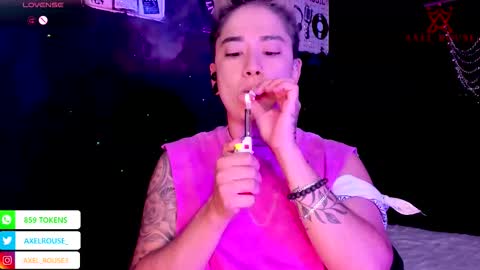 Snapshot of axel_rouse1 chatting on 28, 10, 2025 Axel Rouse online show from 28, 10, 2025