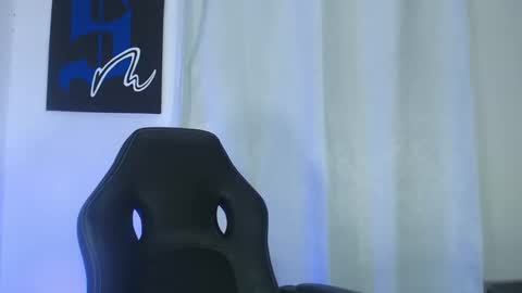 Snapshot of axel_taylor21 chatting on 17, 2, 2025 INDEPENDENT MODEL online show from 17, 2, 2025