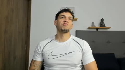 Snapshot of axel_taylor21 chatting on 16, 9, 2025 INDEPENDENT MODEL online show from 16, 9, 2025