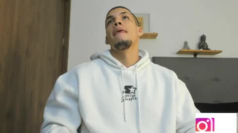 Snapshot of axel_taylor21 chatting on 26, 5, 2026 INDEPENDENT MODEL online show from 26, 5, 2026
