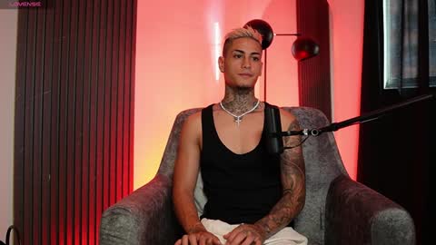 Agustin online show from 6, 12, 2024