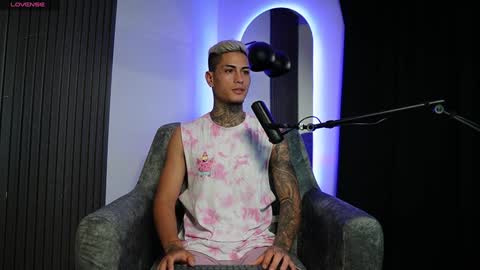 Agustin online show from 19, 12, 2024