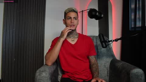 Agustin online show from 27, 12, 2024