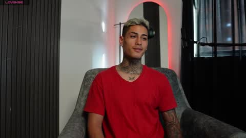 Agustin online show from 8, 1, 2025