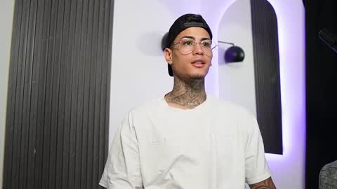 Agustin online show from 2, 3, 2025