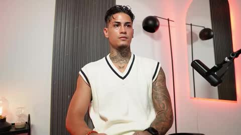 Agustin online show from 9, 9, 2025